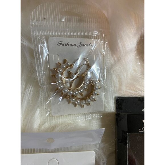 Fashion Costume Jewlery Earrings Necklace Lot of 12 - Picture 8 of 14